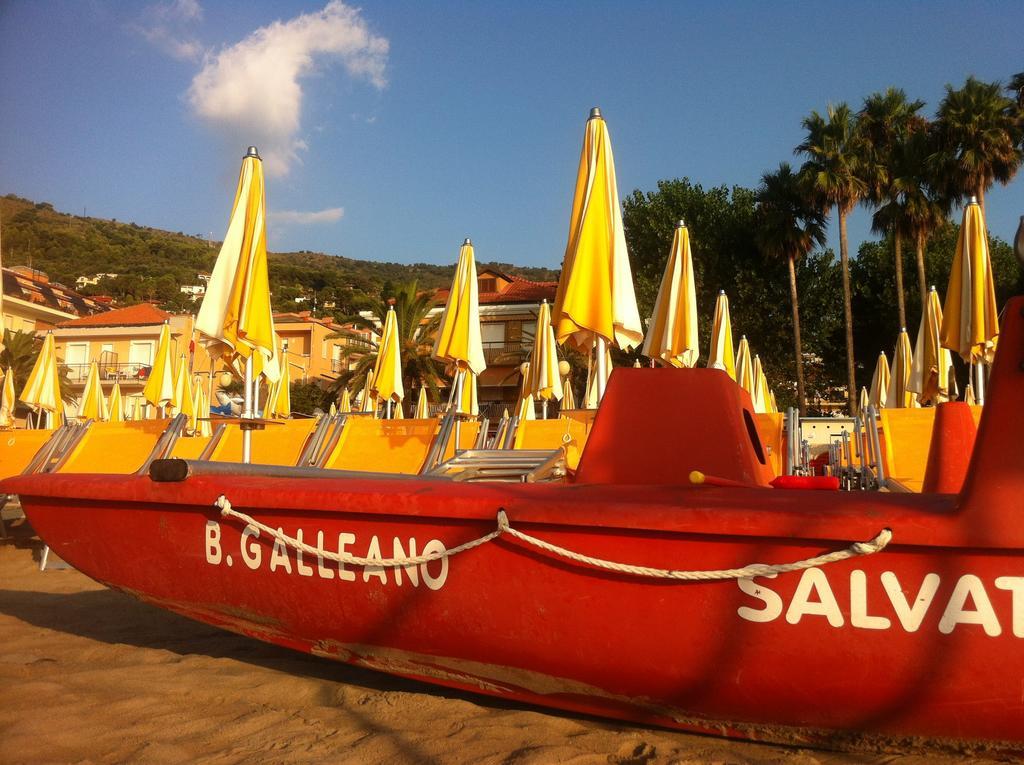 Hotel Galleano ไลเกวญา ภายนอก รูปภาพ
