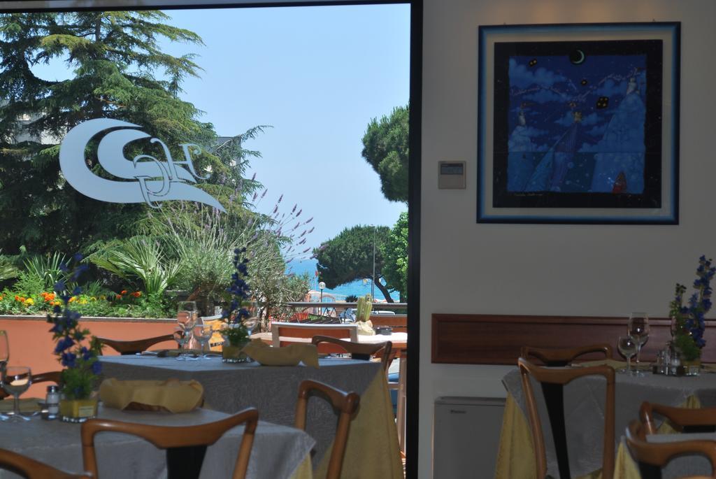 Hotel Galleano ไลเกวญา ภายนอก รูปภาพ